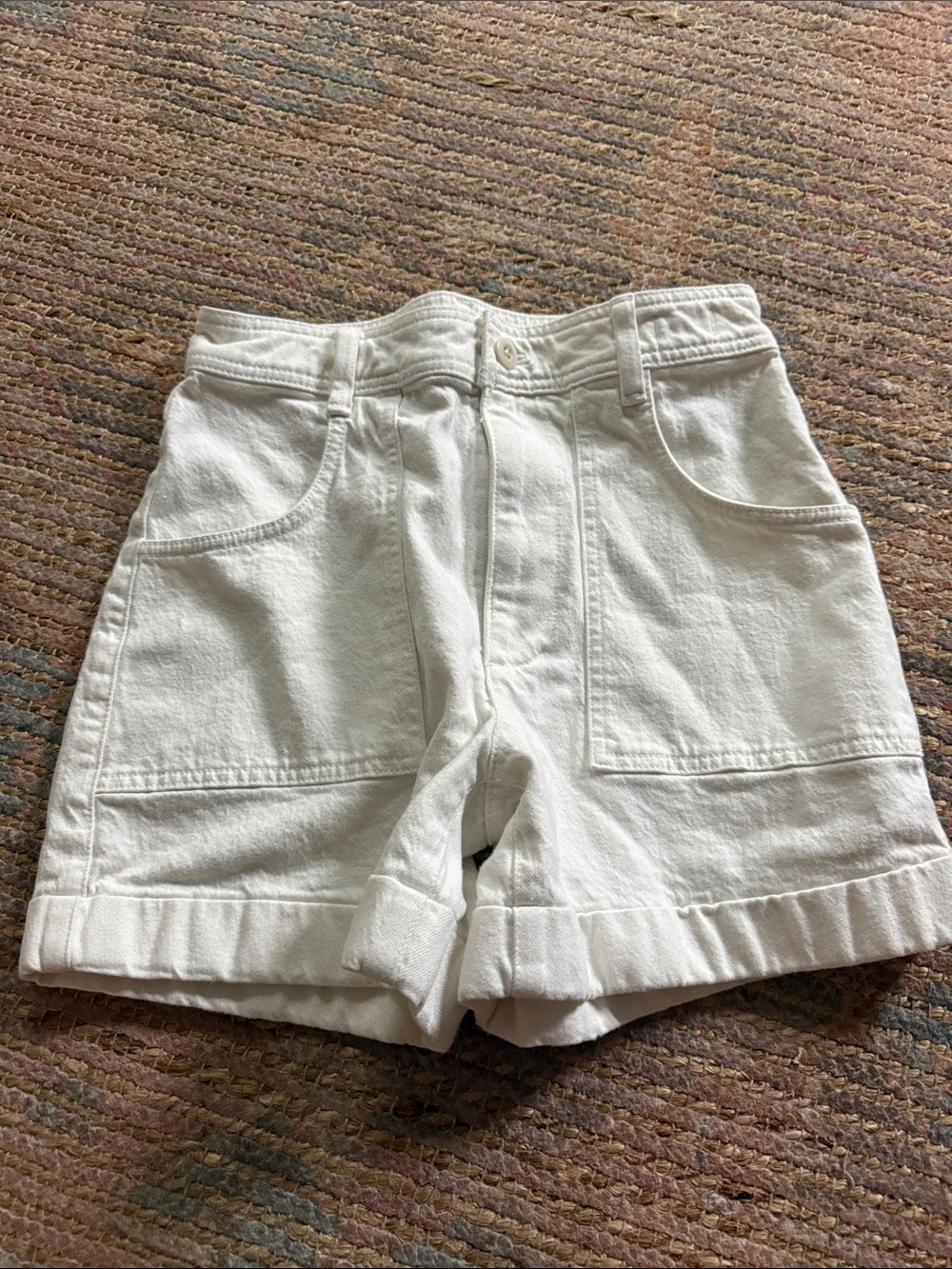 Madewell Off-White High-Rise Jean Shorts - Picture 1 of 4